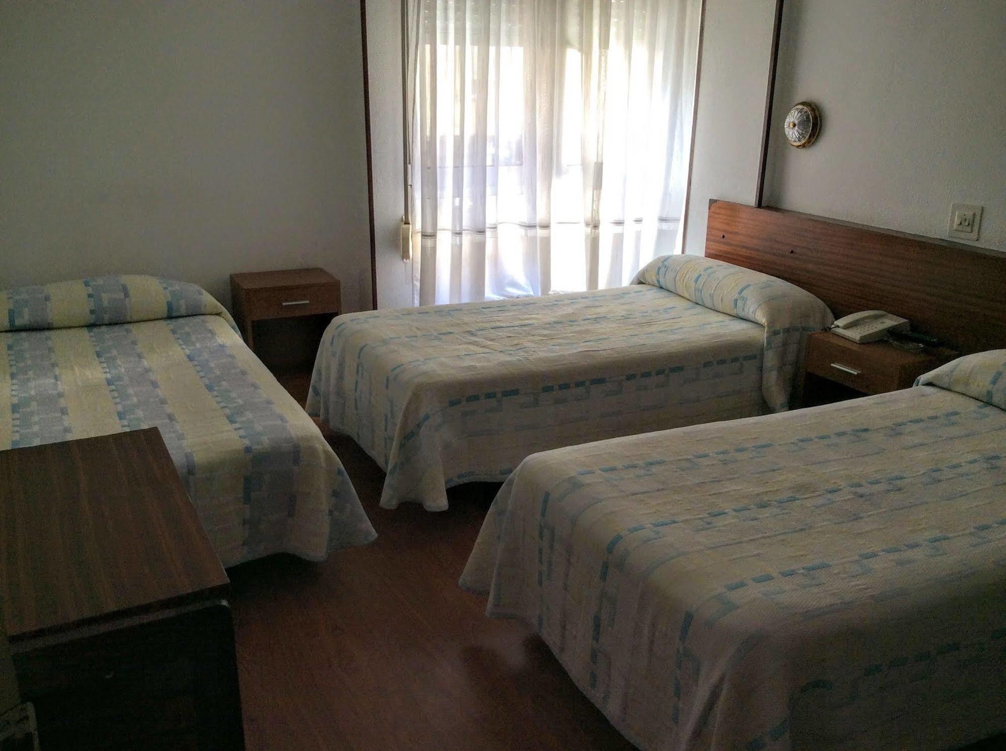 Hostal Liebana サンタンデール エクステリア 写真